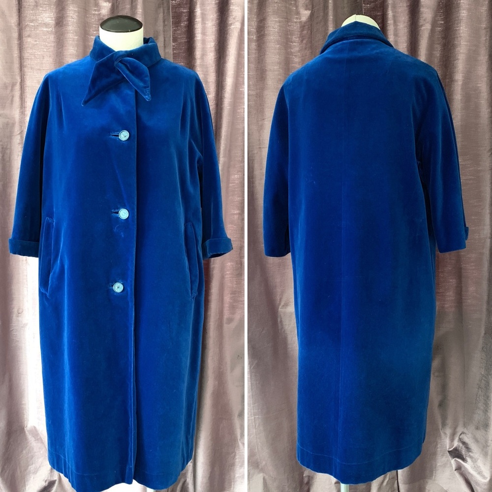 Lawrence of London Vintage Blue Velvet Coat Large